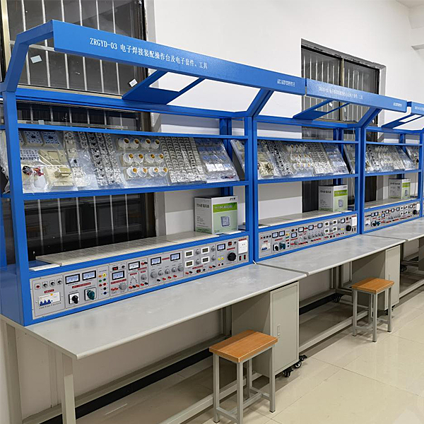 電子焊接裝配技術綜合實訓臺(圖1) 電子焊接裝配技術綜合實驗臺,柴油發動機總裝實驗裝置