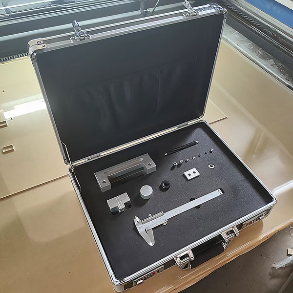 平口鉗測繪技術實驗裝置(圖1) 平口鉗測繪技術實驗裝置,汽車機械式離合器運行實驗裝置